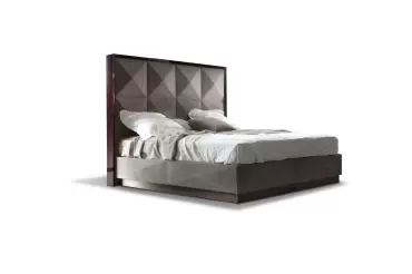 Coliseum Bed