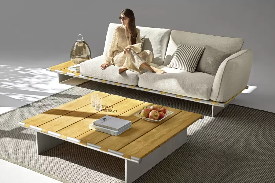 Sahara Outdoor Sofa With Wooden Table
